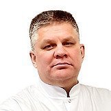 Врач Баженов Алексей Эдуардович