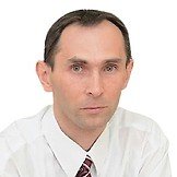Врач Фатыхов Ильдар Разимович