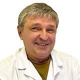Врач Глазырин Андрей Иванович