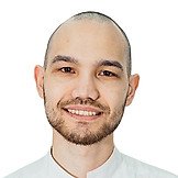 Врач Илькаев Руслан Радикович