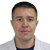 Врач Халимов Артур Эдуардович