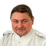 Врач Комарчук Игорь Валерьевич
