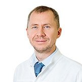 Врач Русских Денис Аркадьевич