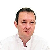 Врач Серебренников Денис Петрович