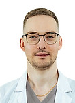Врач Татауров Руслан Михайлович