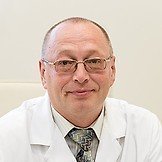 Врач Вахрушев Сергей Иванович
